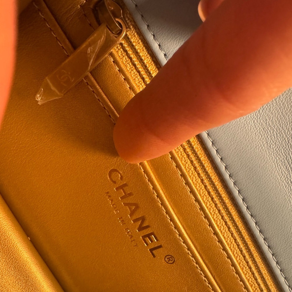 CHANEL NIB Pearl Crush 2022 Square Mini Flap Bag Quilted Purse Light Blue Gold - Picture 9 of 11